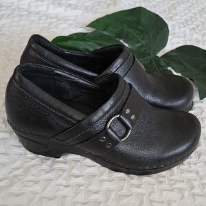 Sofft Black Pro Mules Slip Resistant Comfortable Clogs